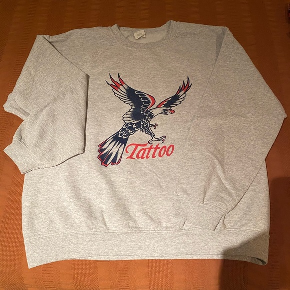 Pearl Harbour Gift Shop “tattoo” crewneck sweater - Picture 1 of 3